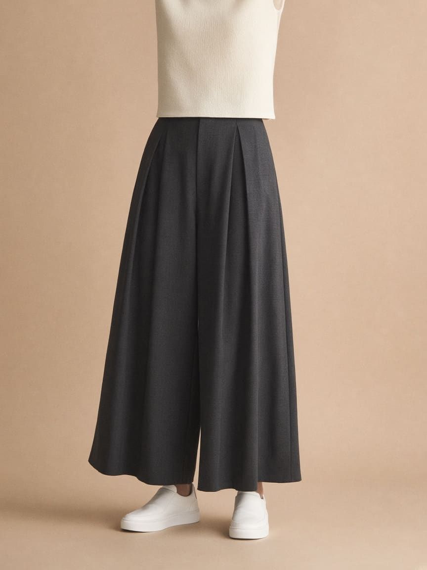 Illustration: cropped top with elongated lower half
